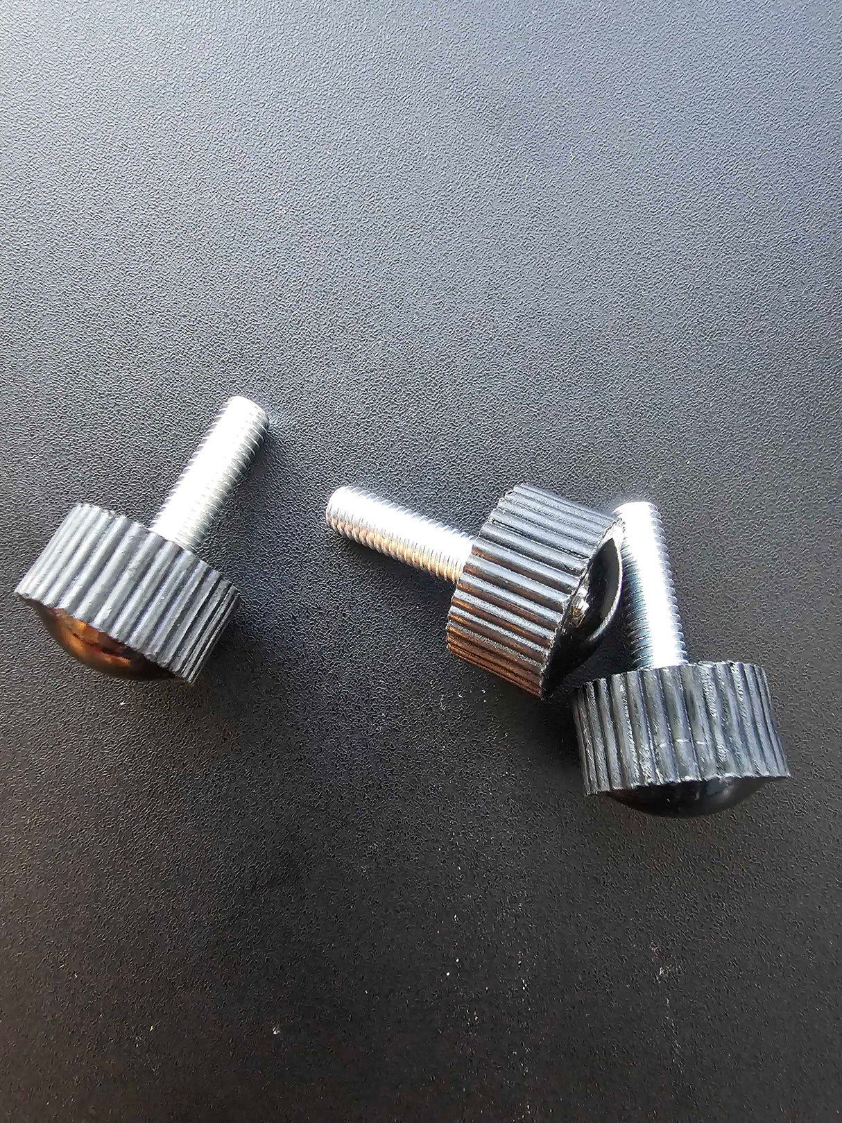 TrueSpec Thumbscrew for mounting computer box